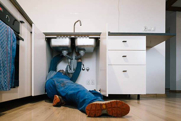 Professional Plumbing technician working in Richlandtown, PA